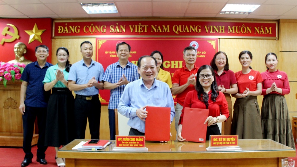 Bắc Giang tổ chức hội nghị triển khai Chương trình phối hợp số 10a/CTrPH-MTTW-HCTĐ  giữa Ban...